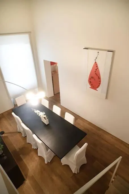 Luxury Apartment In The Heart Of Florence Italy
