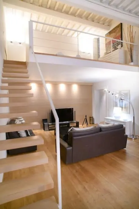 Luxury Apartment In The Heart Of Florence